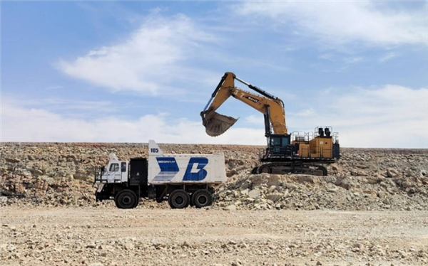 无人驾驶+无人换电全流程运营！全国单矿最大规模电动无人矿卡落地(图2)